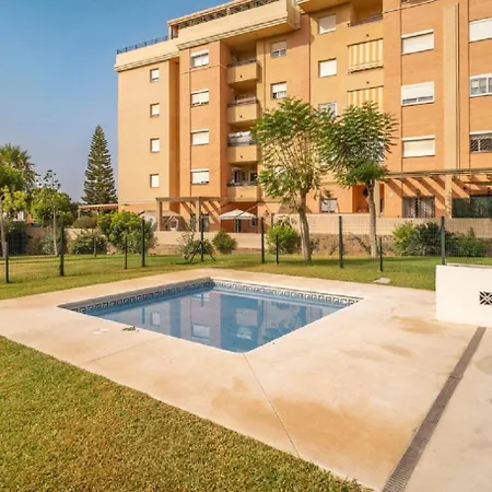 Apartment Relax In The Terrace! 4 Bedrooms - Huge Private Terrace - Swimming Pool - Walking Distance To The Beach! *